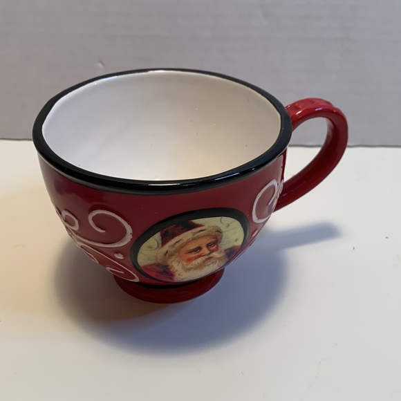 Grasslands Road Porcelain Santa teapot Victorian style with 2 tea cups - Picture 5 of 7